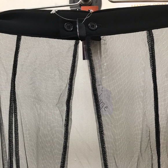 ๐Host Pick๐ Statement Skirt Cover Up - Picture 2 of 9